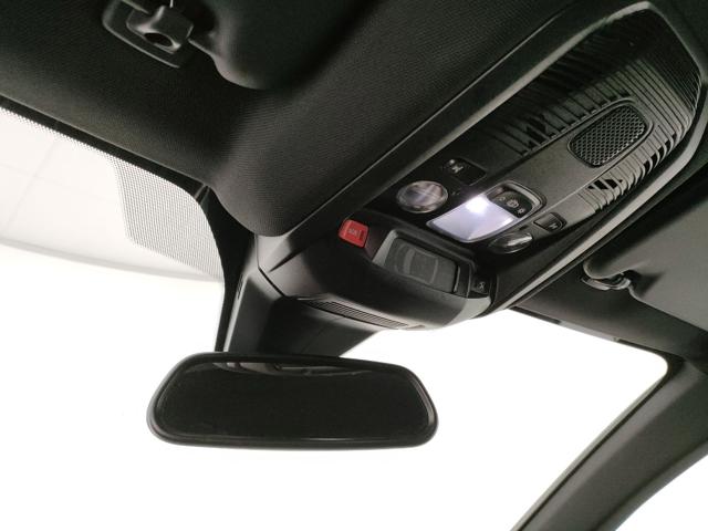 PEUGEOT 3008 usata, con Sistema di navigazione
