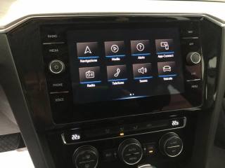VOLKSWAGEN Passat Variant usata, con Adaptive Cruise Control