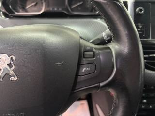 PEUGEOT 2008 usata, con Interni in pelle