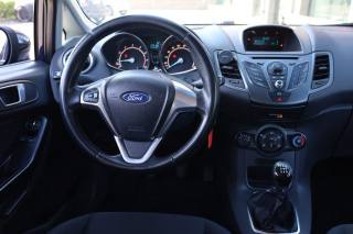 FORD Fiesta usata, con Autoradio digitale