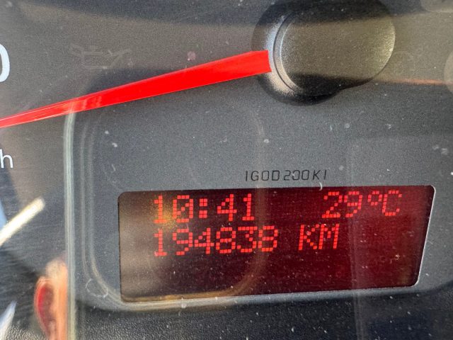 RENAULT Kangoo usata, con Specchietti laterali elettrici