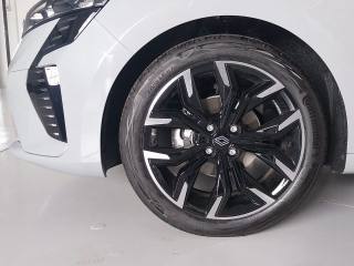 RENAULT Clio usata, con Alzacristalli elettrici