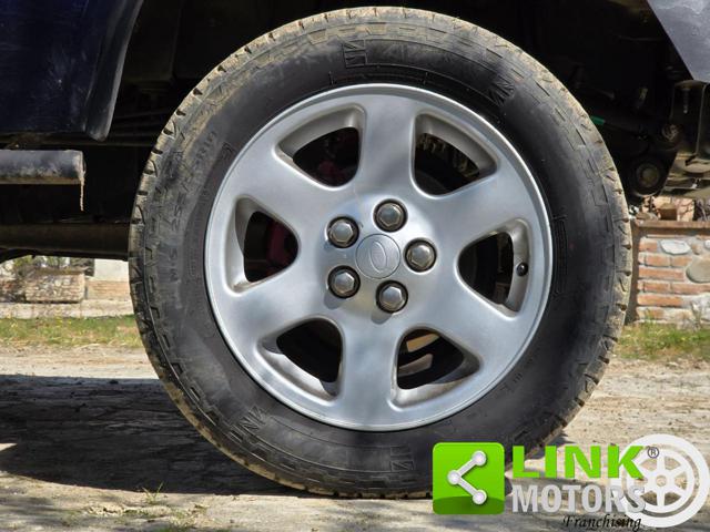 LAND ROVER Discovery usata 23