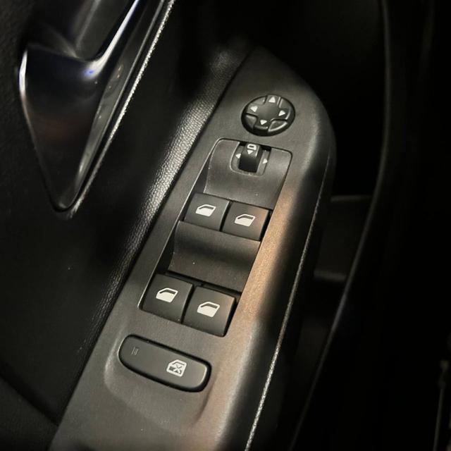 OPEL Corsa usata, con Bracciolo