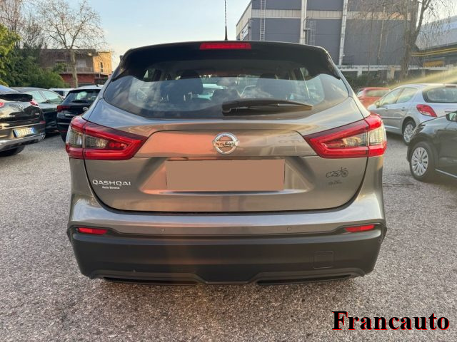 NISSAN Qashqai usata, con Autoradio