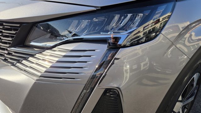 PEUGEOT 3008 usata, con Airbag laterali