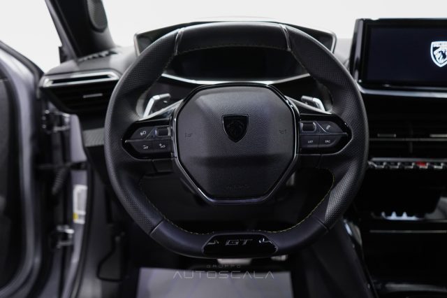 PEUGEOT 2008 usata, con Volante in pelle