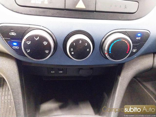 HYUNDAI i10 usata 19