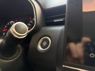 RENAULT Clio usata, con Isofix