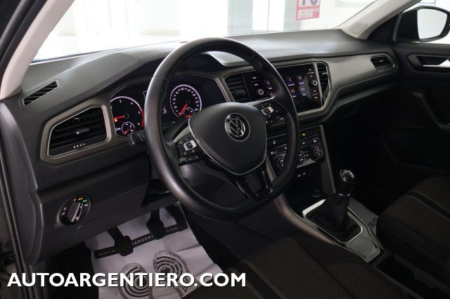 VOLKSWAGEN T-Roc usata, con Autoradio