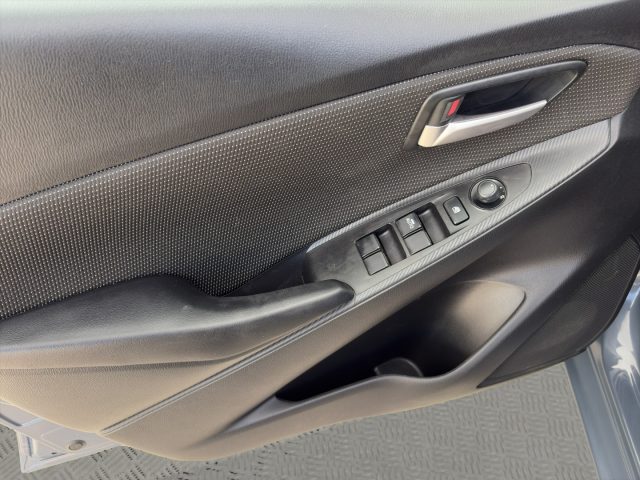 MAZDA 2 usata, con Sensori di parcheggio posteriori