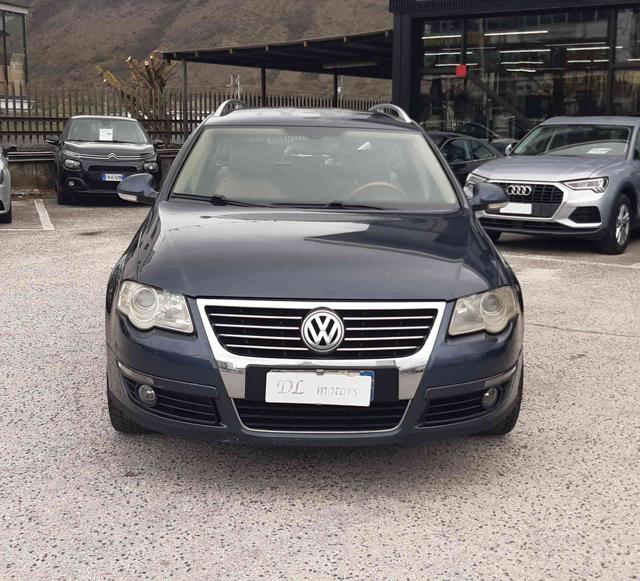 VOLKSWAGEN Passat usata, con Airbag laterali