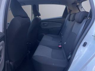 TOYOTA Yaris usata, con Fendinebbia