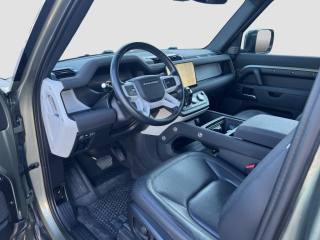 LAND ROVER Defender usata 8