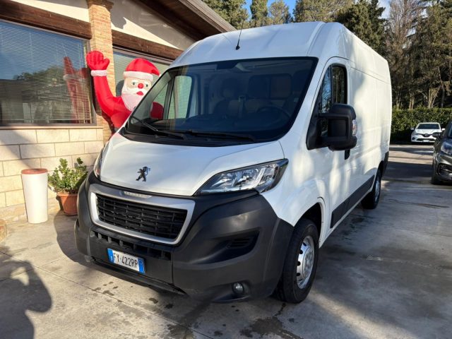 PEUGEOT Boxer usata, con ABS