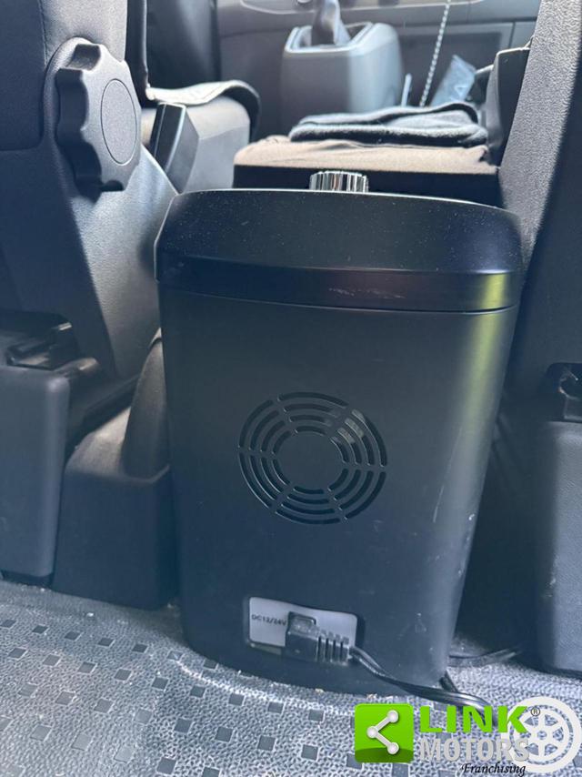 VOLKSWAGEN Transporter usata 8