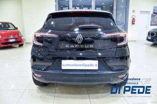 RENAULT Captur usata, con Autoradio