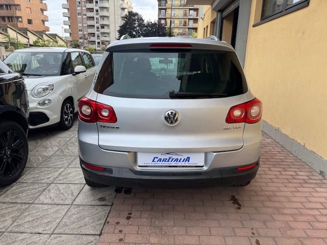 VOLKSWAGEN Tiguan usata, con Airbag laterali