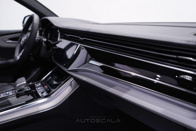AUDI Q8 usata, con Sensore di luce