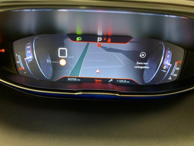 PEUGEOT 3008 usata, con Touch screen
