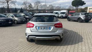 MERCEDES-BENZ GLA 200 usata, con Autoradio
