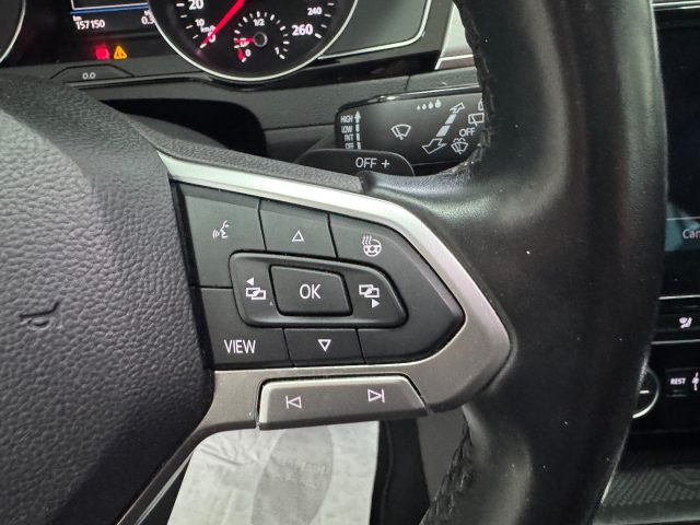 VOLKSWAGEN Passat Variant usata, con Autoradio digitale