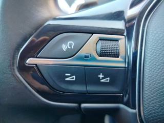 PEUGEOT 3008 usata, con Controllo elettronico della corsia