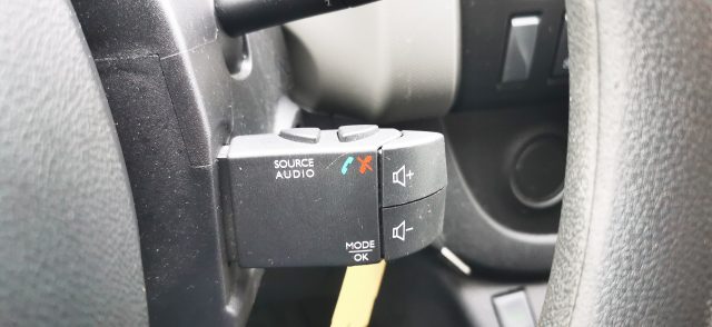 NISSAN NV300 usata 35