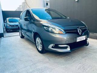 RENAULT Scenic usata, con Airbag
