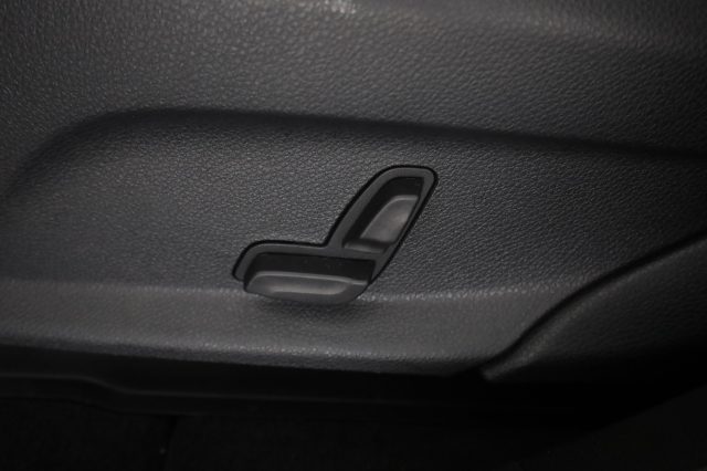 MERCEDES-BENZ GLC 300 usata 9
