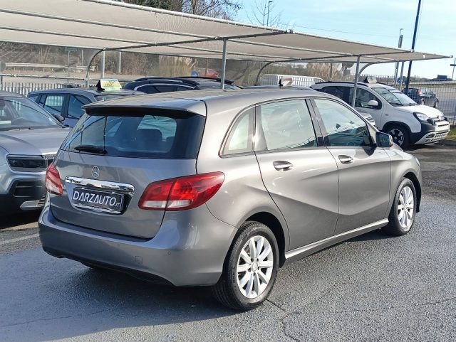 MERCEDES-BENZ B 180 usata, con Alzacristalli elettrici