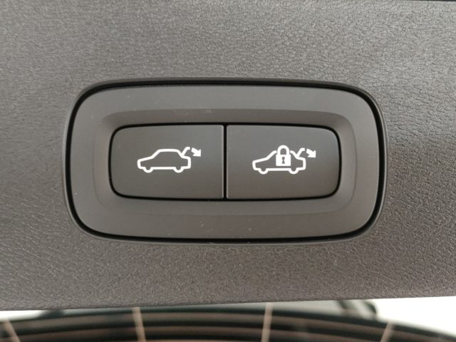 VOLVO V60 usata, con Vetri oscurati
