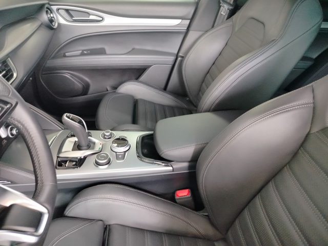 ALFA ROMEO Stelvio usata, con Frenata d