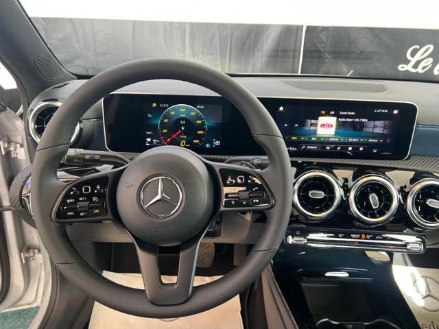 MERCEDES-BENZ A 180 usata, con Cerchi in lega