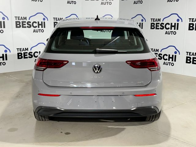 VOLKSWAGEN Golf usata, con Autoradio