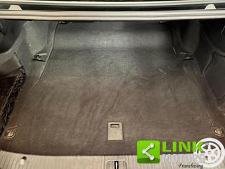 MERCEDES-BENZ E 220 usata, con Fendinebbia