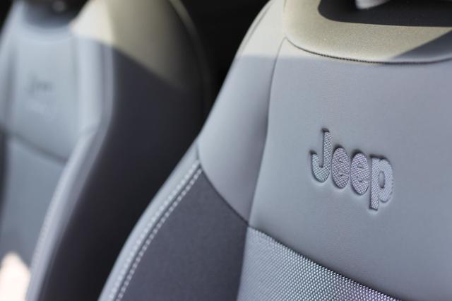 JEEP Avenger usata, con Servosterzo