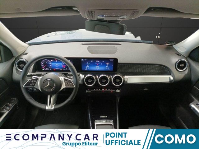 MERCEDES-BENZ GLB 200 usata, con Controllo automatico clima
