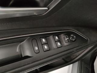 PEUGEOT 5008 usata, con Volante in pelle
