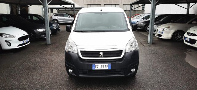 PEUGEOT Partner usata, con Airbag
