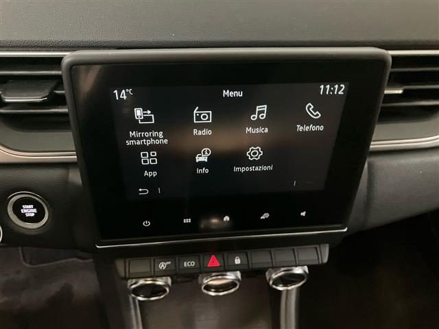 RENAULT Captur usata, con Volante in pelle