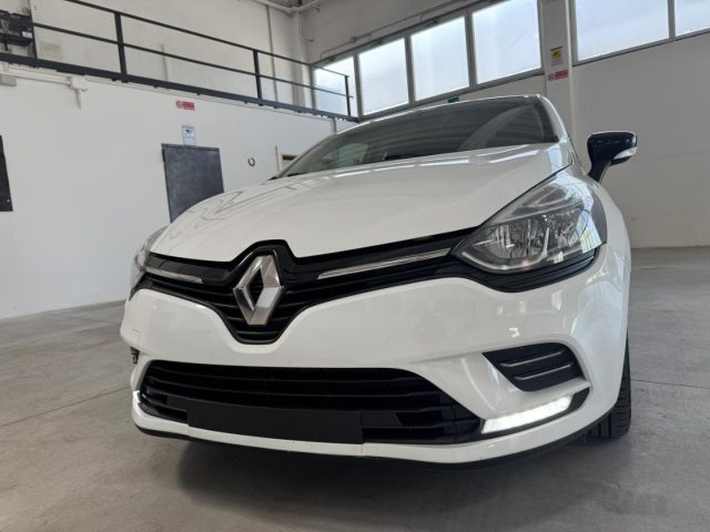 RENAULT Clio usata, con Climatizzatore