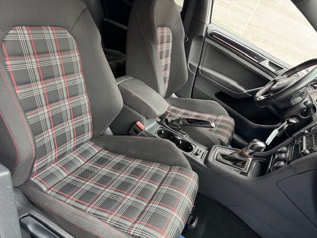VOLKSWAGEN Golf GTI usata, con Controllo trazione