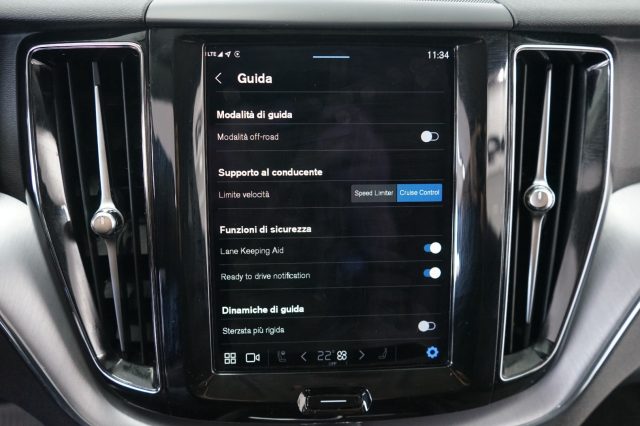 VOLVO XC60 usata, con Servosterzo