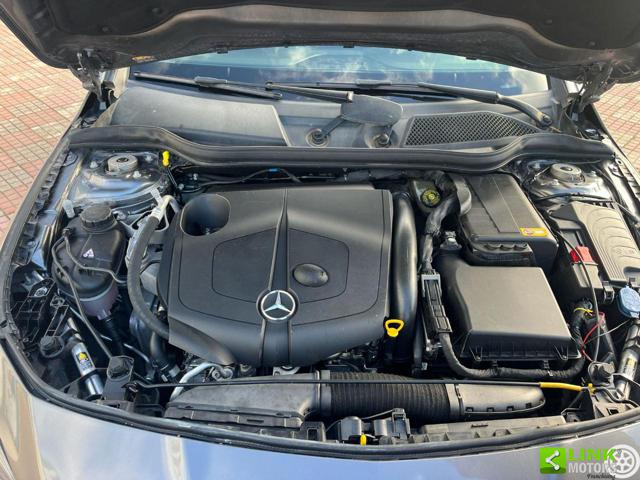 MERCEDES-BENZ CLA 220 usata, con Portellone posteriore elettrico
