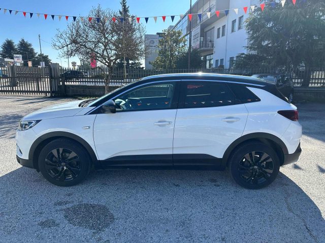 OPEL Grandland X usata 7