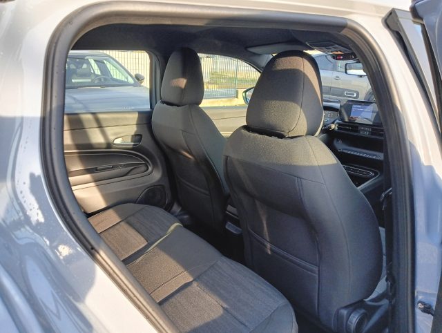 JEEP Avenger usata, con USB
