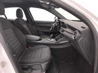 ALFA ROMEO Stelvio usata, con Specchietti laterali elettrici