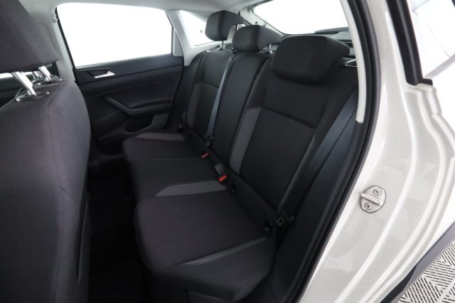 VOLKSWAGEN Taigo usata 3