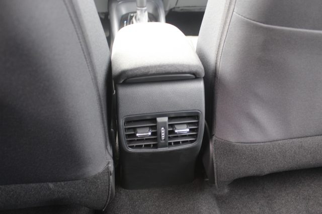 TOYOTA Corolla usata 24